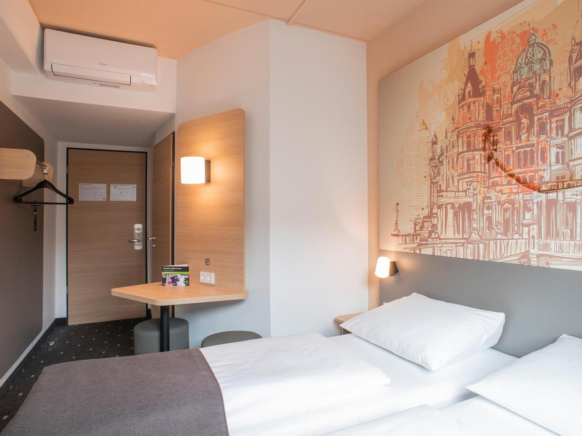 B&B Hotel Schwerin-Sued Esterno foto
