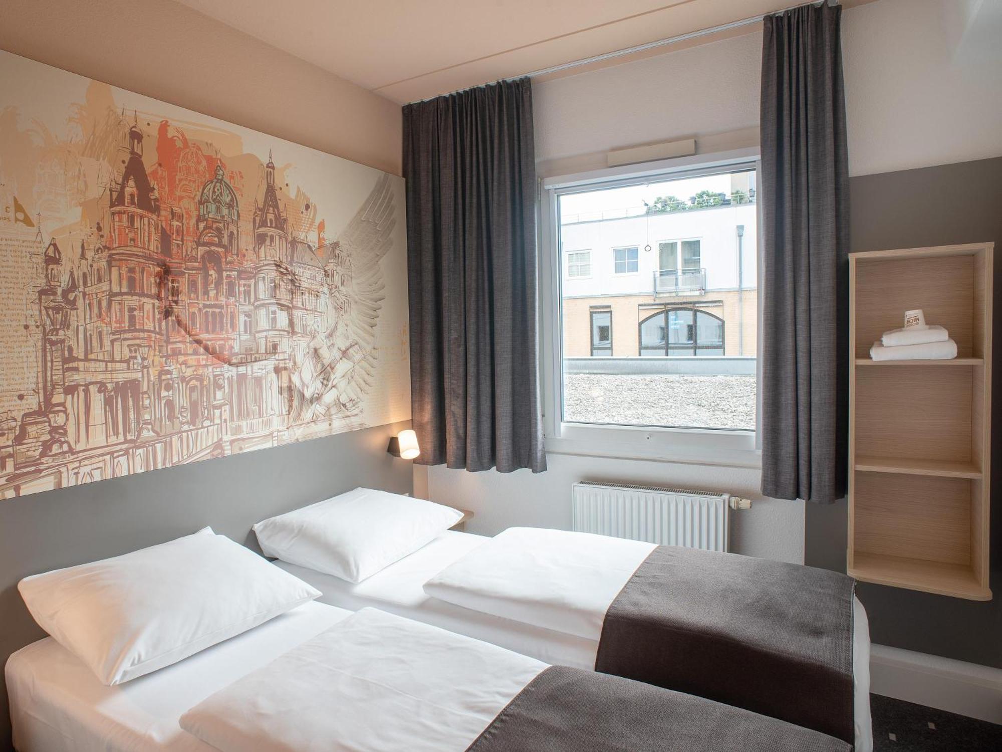 B&B Hotel Schwerin-Sued Esterno foto